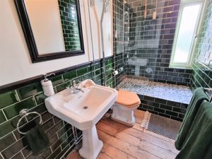 Photo 8- click for photo gallery